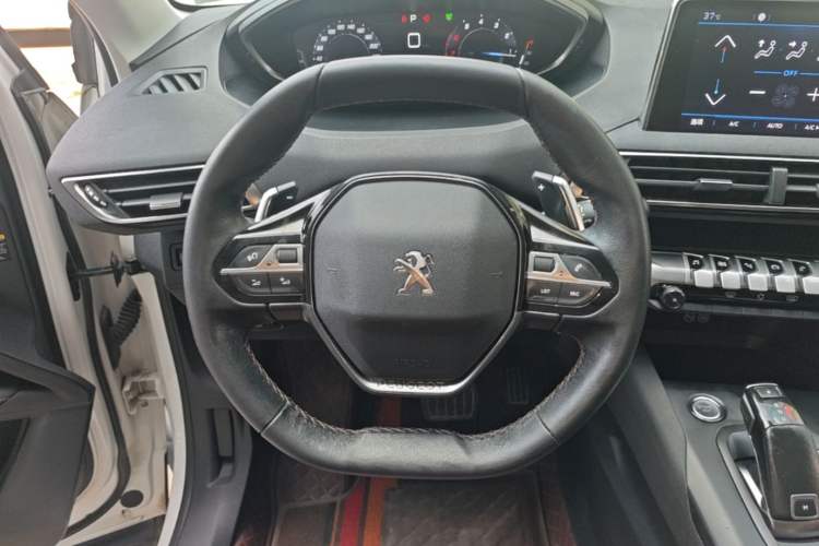 Used Peugeot 5008 2017 380THP 7-Seater Elite Edition Steering Wheel