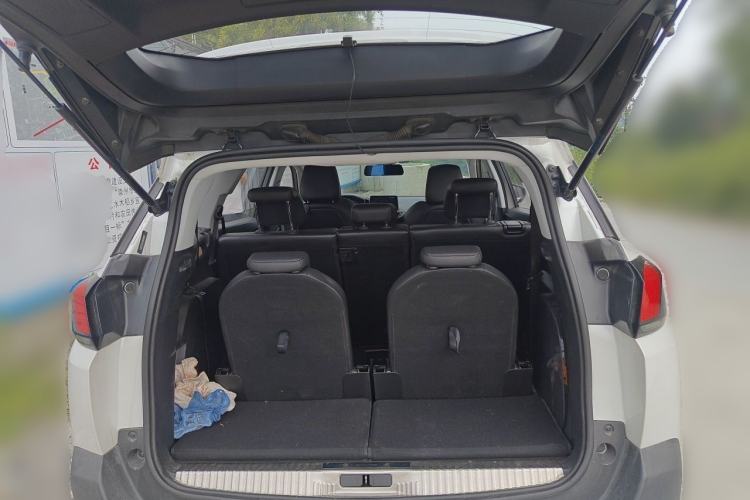 Used Peugeot 5008 2017 350THP 7-Seater Elite Edition Trunk