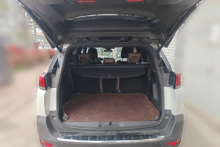Used Peugeot 5008 2017 380THP 7-Seater Luxury GT Edition Trunk