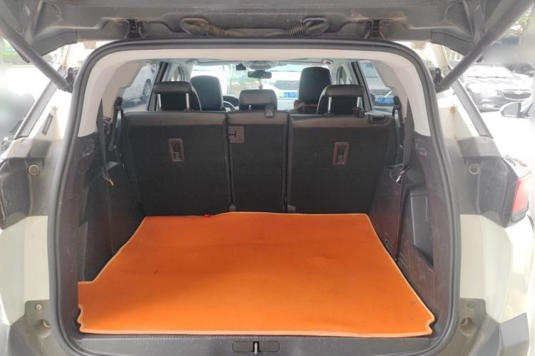 Used Peugeot 5008 2017 380THP 7-Seater Elite Edition Trunk