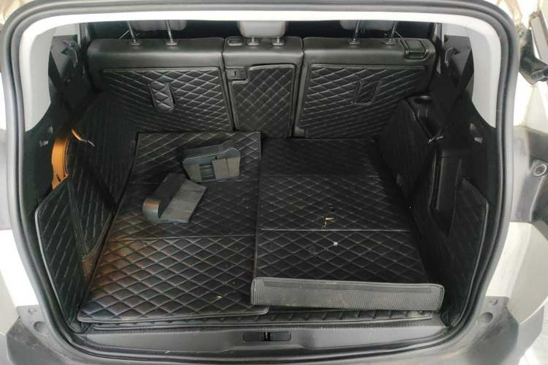Used Peugeot 5008 2017 380THP 7-Seater Elite Edition Trunk