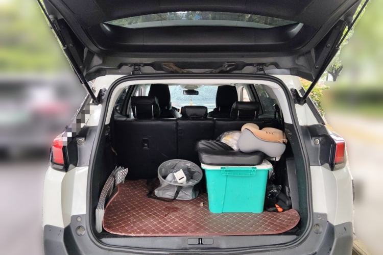 Used Peugeot 5008 2017 380THP 7-Seater Elite Edition Trunk