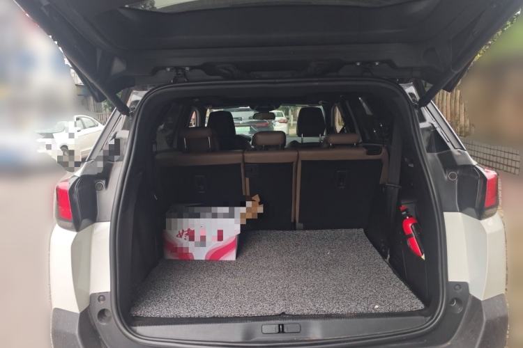 Used Peugeot 5008 2017 380THP 7-Seater Luxury GT Edition Trunk