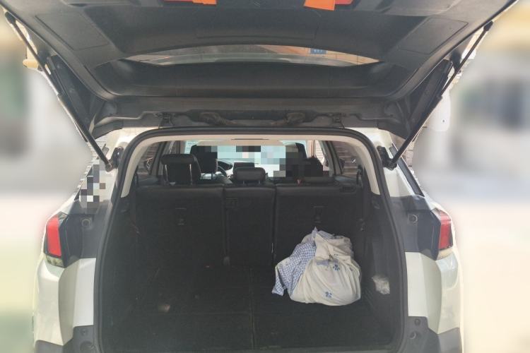 Used Peugeot 5008 2017 350THP 7-Seater Elite Edition Trunk