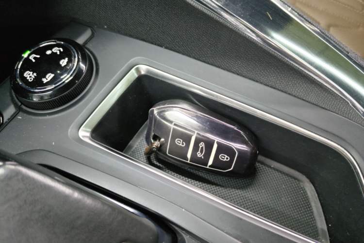 Used Peugeot 5008 2017 380THP 7-Seater Luxury GT Edition Vehicle Key