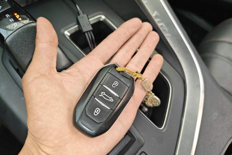 Used Peugeot 5008 2017 380THP 7-Seater Boundary-Free Edition Vehicle Key