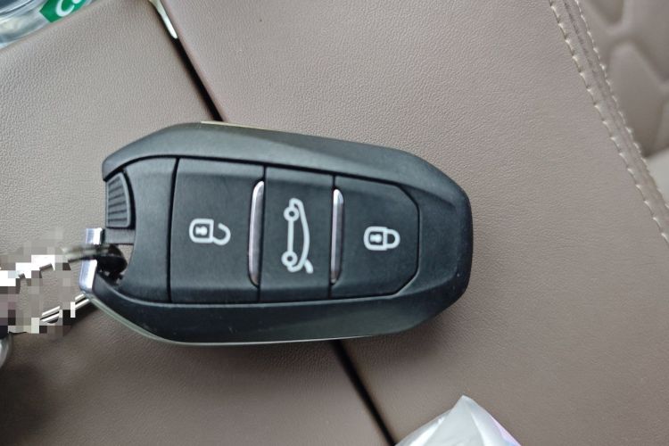 Used Peugeot 5008 2017 380THP 7-Seater Luxury GT Edition Vehicle Key