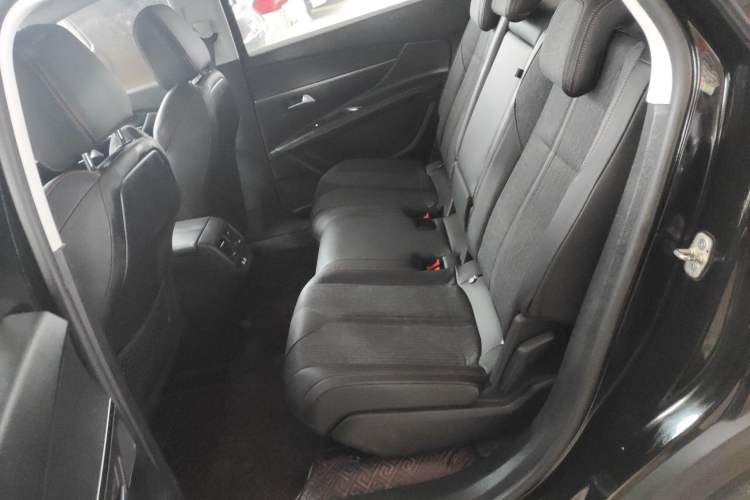 Used Peugeot 5008 2019 380THP 7-Seater Elite Edition Interior 4