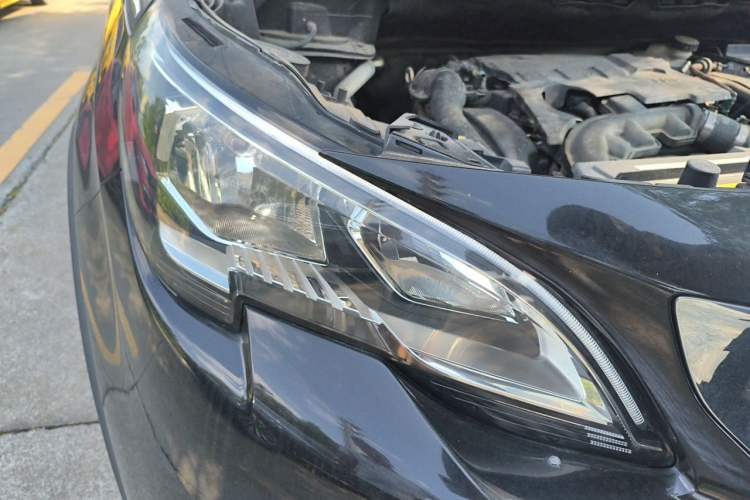 Used Peugeot 5008 2019 350THP 7-Seater Elite Edition Right Front Headlight