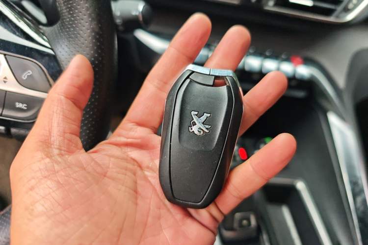 Used Peugeot 5008 2019 380THP 7-Seater Luxury GT Edition Vehicle Key