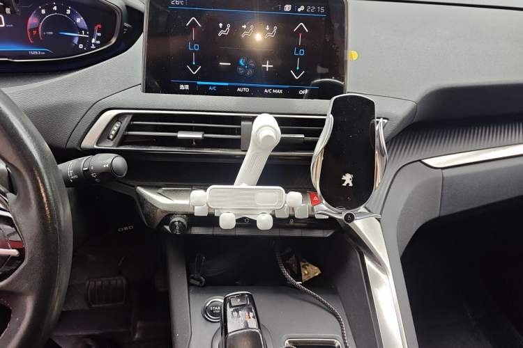 Used Peugeot 5008 2019 400THP 7-Seater Flagship Edition Audio And AC Panel