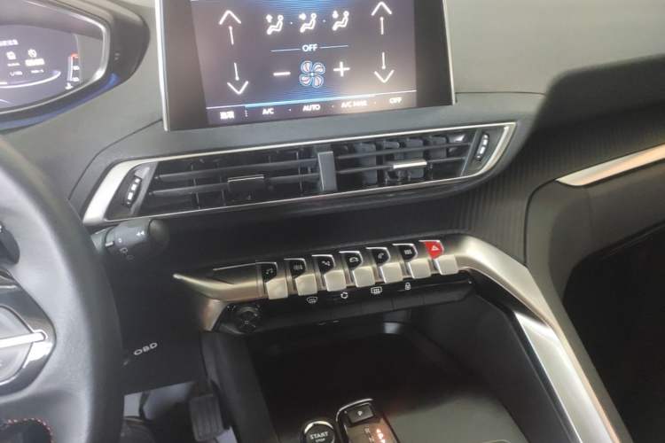 Used Peugeot 5008 2019 400THP 5-Seat Elite Edition Audio And AC Panel
