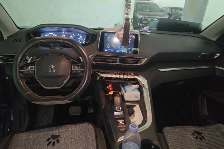 Used Peugeot 5008 2019 Revised Version 360THP 5-Seater Elite Edition Center Console