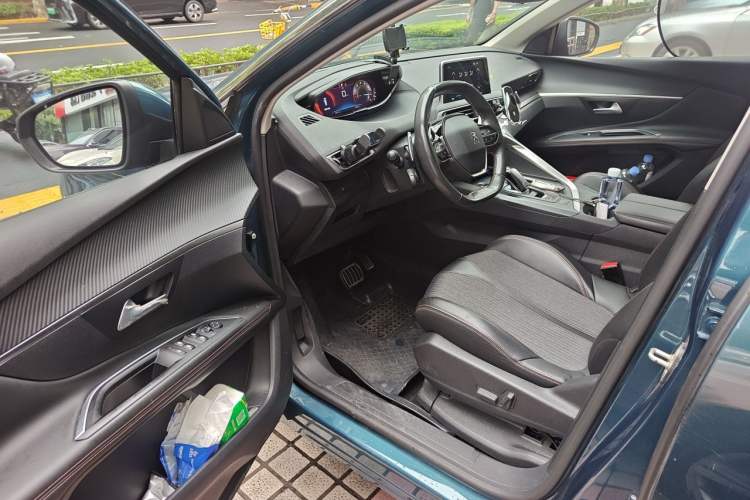 Used Peugeot 5008 2019 400THP 7-Seater Flagship Edition Driver Seat