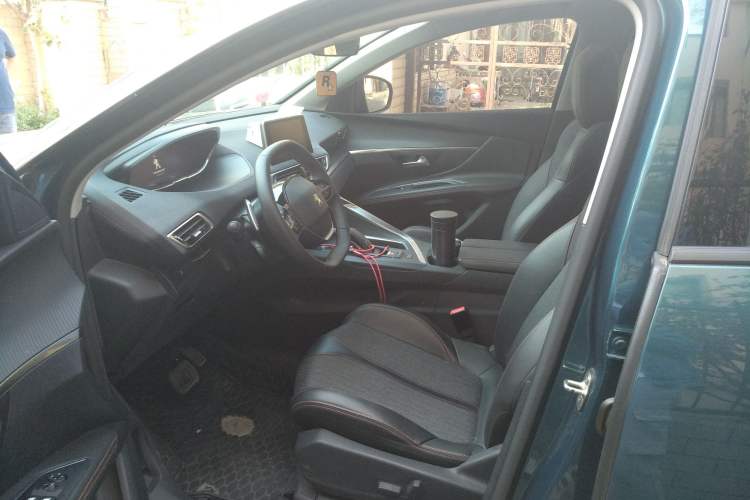 Used Peugeot 5008 2019 Revised Version 400THP 7-Seater Flagship Edition Driver Seat