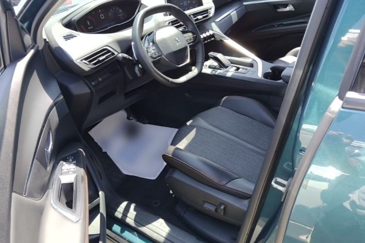 Used Peugeot 5008 2019 350THP 7-Seater Elite Edition Driver Seat