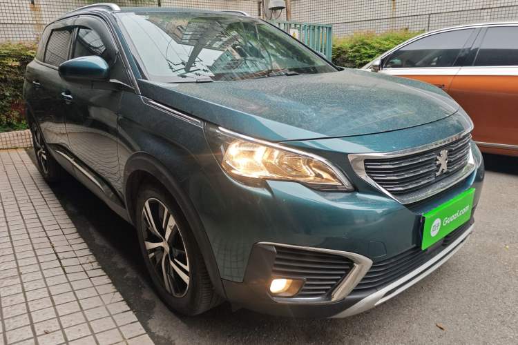 Used Peugeot 5008 2019 400THP 5-Seat Elite Edition Front Right 45 Deg
