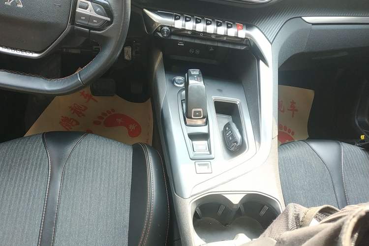 Used Peugeot 5008 2019 380THP 7-Seater Elite Edition Gear Lever