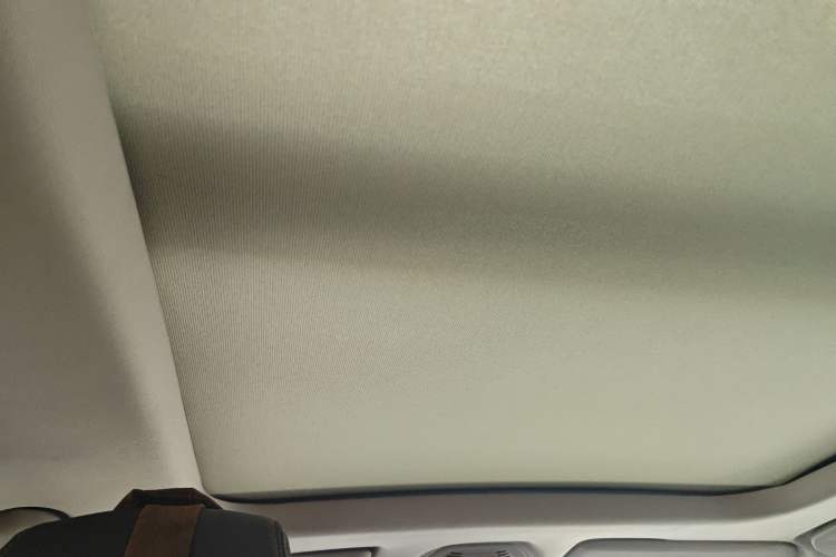 Used Peugeot 5008 2019 400THP 7-Seater Flagship Edition Headliner