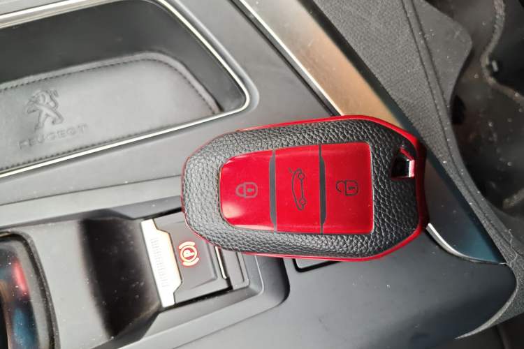 Used Peugeot 5008 2019 380THP 7-Seater Elite Edition Interior 1
