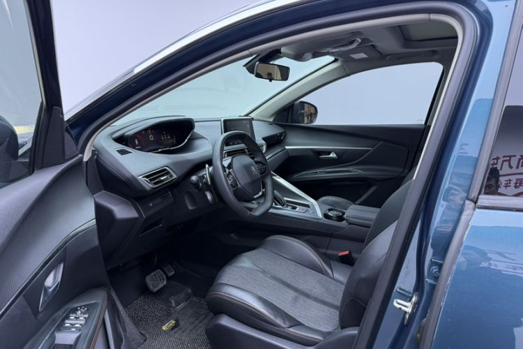 Used Peugeot 5008 2019 400THP 7-Seater Flagship Edition Interior 1