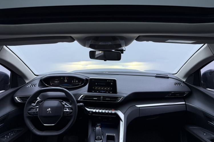 Used Peugeot 5008 2019 400THP 7-Seater Flagship Edition Interior 3