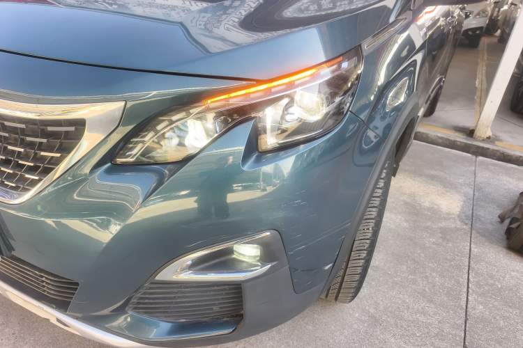 Used Peugeot 5008 2019 360THP 7-Seater Flagship Edition Left Front Headlight