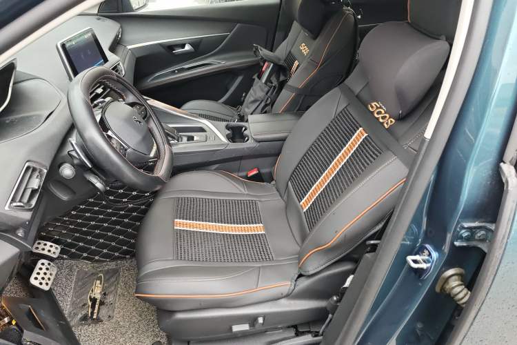 Used Peugeot 5008 2019 380THP 7-Seater Elite Edition Left Front Seat