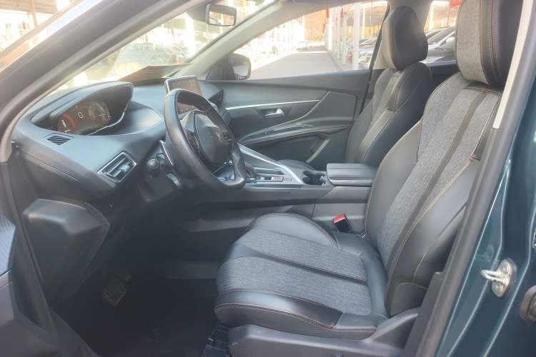 Used Peugeot 5008 2019 360THP 7-Seater Flagship Edition Left Front Seat