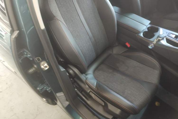 Used Peugeot 5008 2019 400THP 5-Seat Elite Edition Right Front Seat