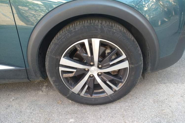 Used Peugeot 5008 2019 Revised Version 400THP 7-Seater Flagship Edition Right Front Wheel Hub