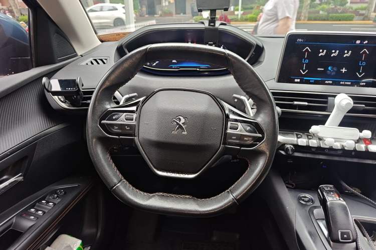 Used Peugeot 5008 2019 400THP 7-Seater Flagship Edition Steering Wheel
