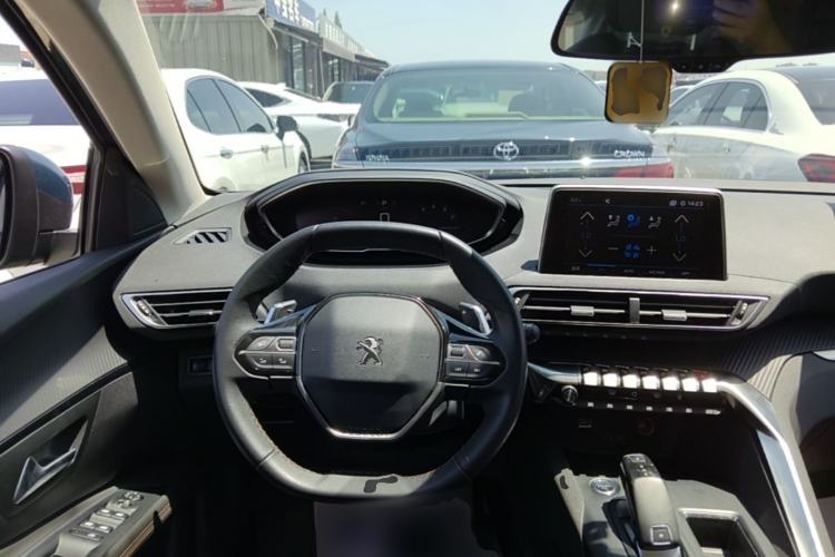 Used Peugeot 5008 2019 350THP 7-Seater Elite Edition Steering Wheel