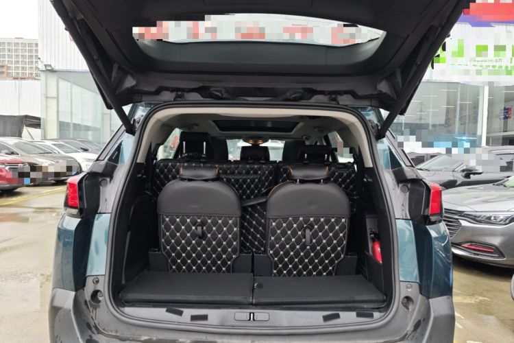 Used Peugeot 5008 2019 380THP 7-Seater Elite Edition Trunk