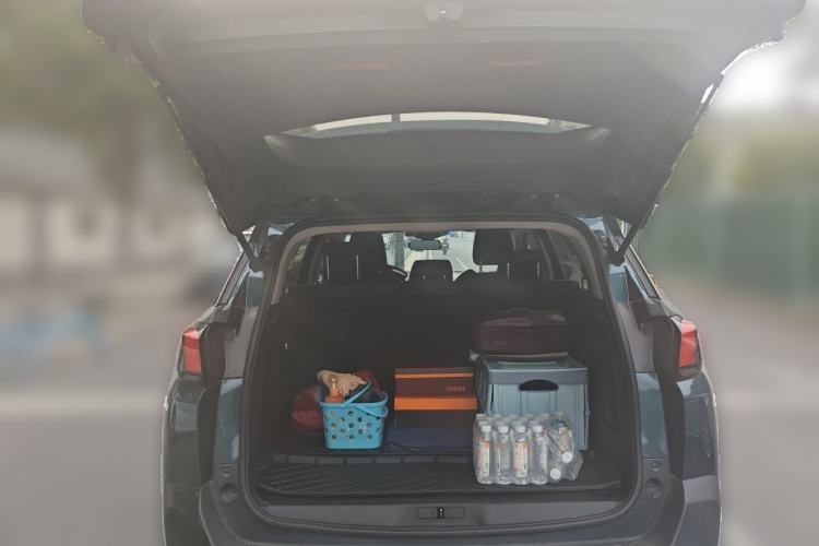 Used Peugeot 5008 2019 400THP 5-Seat Elite Edition Trunk
