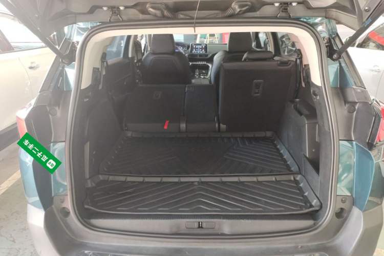 Used Peugeot 5008 2019 400THP 5-Seat Elite Edition Trunk