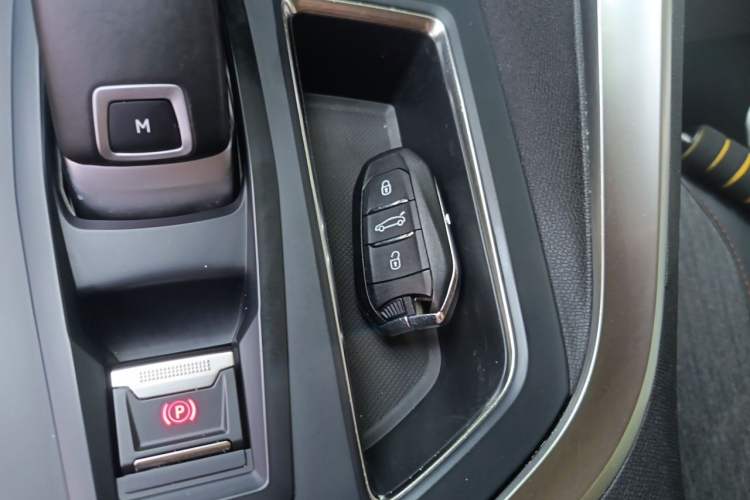 Used Peugeot 5008 2019 Revised Version 400THP 5-Seater Elite Edition Vehicle Key