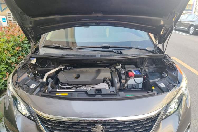 Used Peugeot 5008 2019 400THP 7-Seater Flagship GT Edition Engine Bay