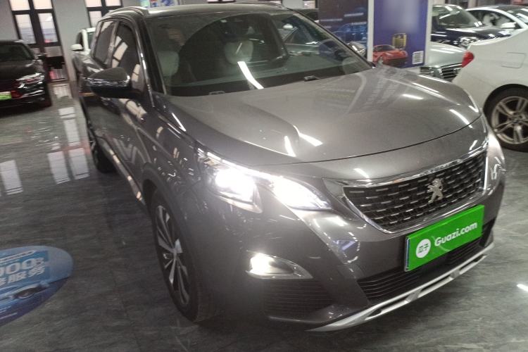 Used Peugeot 5008 2019 400THP 7-Seater Flagship GT Edition Front Right 45 Deg
