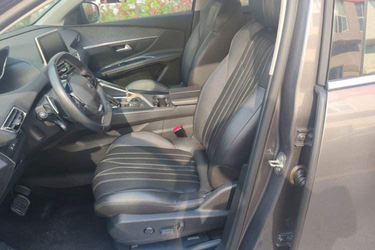 Used Peugeot 5008 2019 400THP 7-Seater Flagship GT Edition Left Front Seat