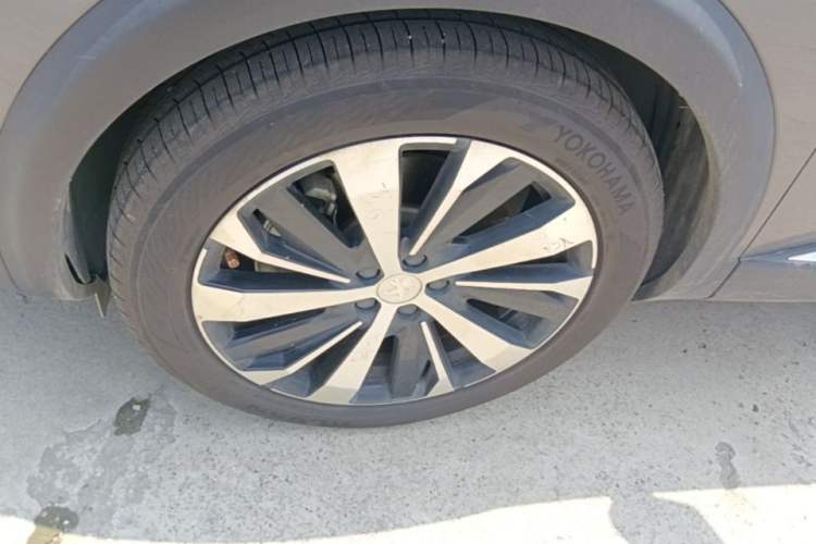 Used Peugeot 5008 2019 400THP 7-Seater Flagship GT Edition Left Front Wheel Hub