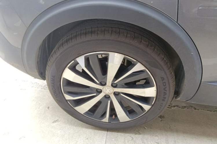 Used Peugeot 5008 2019 400THP 7-Seater Flagship GT Edition Right Rear Wheel Hub