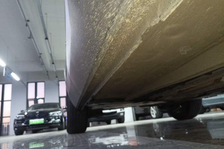 Used Peugeot 5008 2019 400THP 7-Seater Flagship GT Edition Right Side Sill