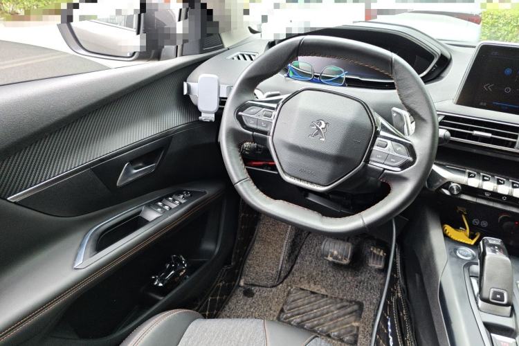 Used Peugeot 5008 2019 400THP 7-Seater Flagship Edition Steering Wheel