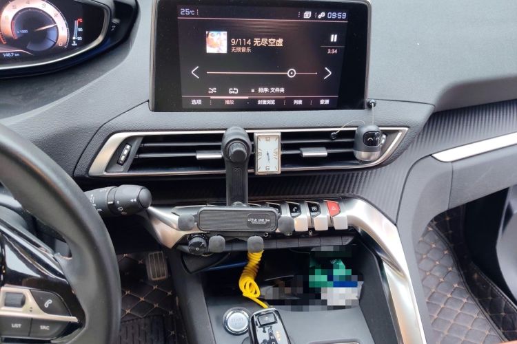Used Peugeot 5008 2019 400THP 7-Seater Flagship Edition Audio And AC Panel