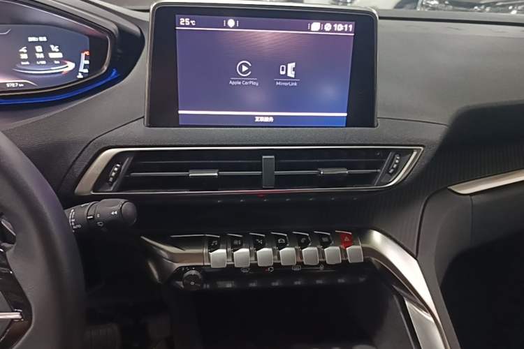 Used Peugeot 5008 2019 380THP 5-Seater Elite Edition Audio And AC Panel