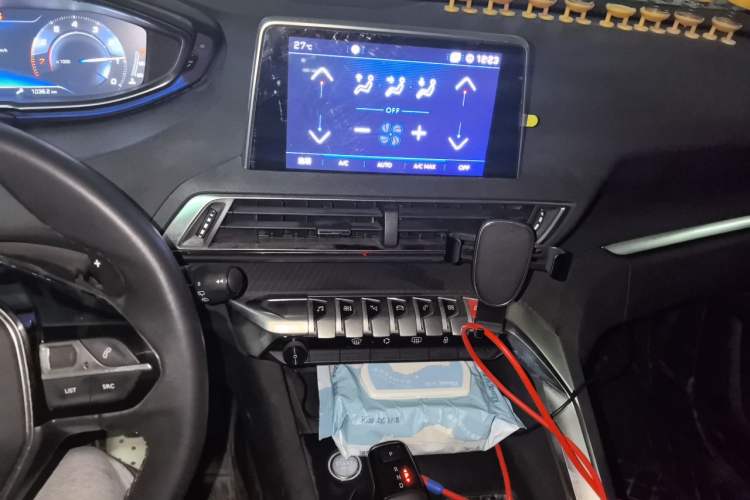 Used Peugeot 5008 2019 380THP 5-Seater Elite Edition Audio And AC Panel