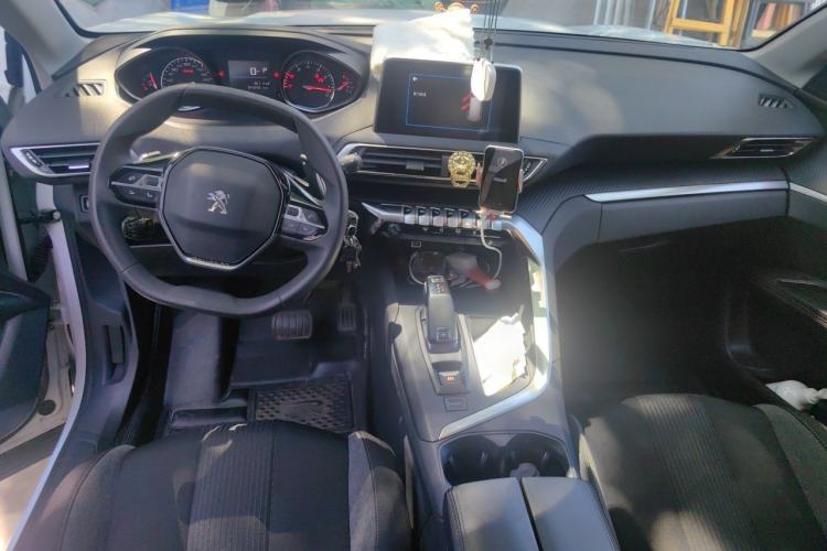 Used Peugeot 5008 2019 350THP 5-seat Leading Edition Center Console