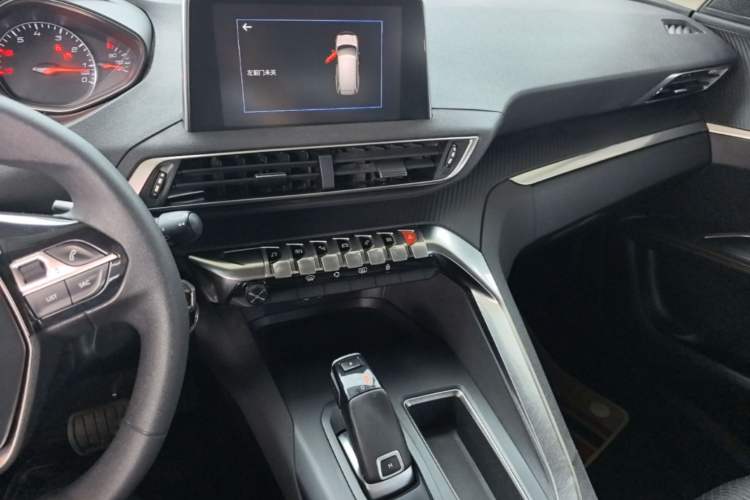 Used Peugeot 5008 2019 Revised 360THP 5-Seater Leading Edition Center Console