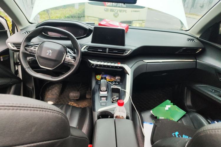 Used Peugeot 5008 2019 400THP 7-Seater Flagship Luxury Edition Center Console
